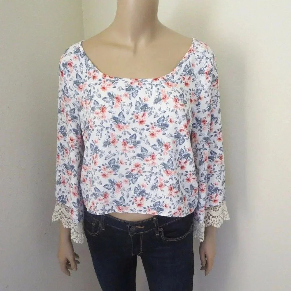 Hollister Floral Crochet Bell Sleeve Top Medium